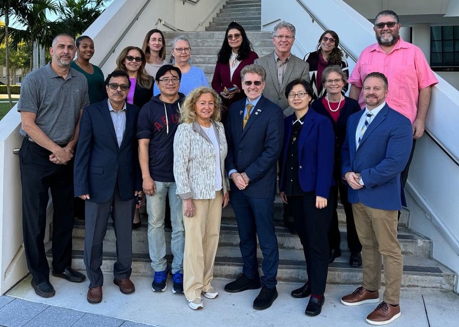 FIU Diversity Center for Genome Research